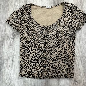 brandy melville leopard button down. ONE SIZE